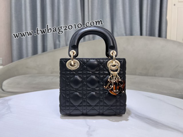 Dior专柜新款Lady女包迪奥高仿原单彩琳琅扣Lady Dior手袋三格手提女包 djfk1474